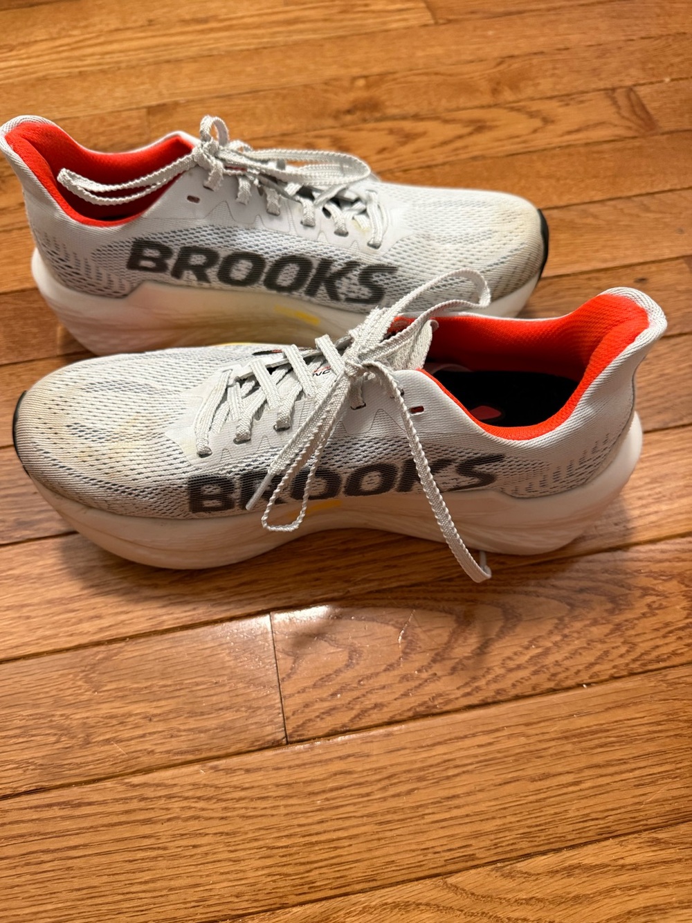 Brooks Hyperion Max 2 neutral running shoes